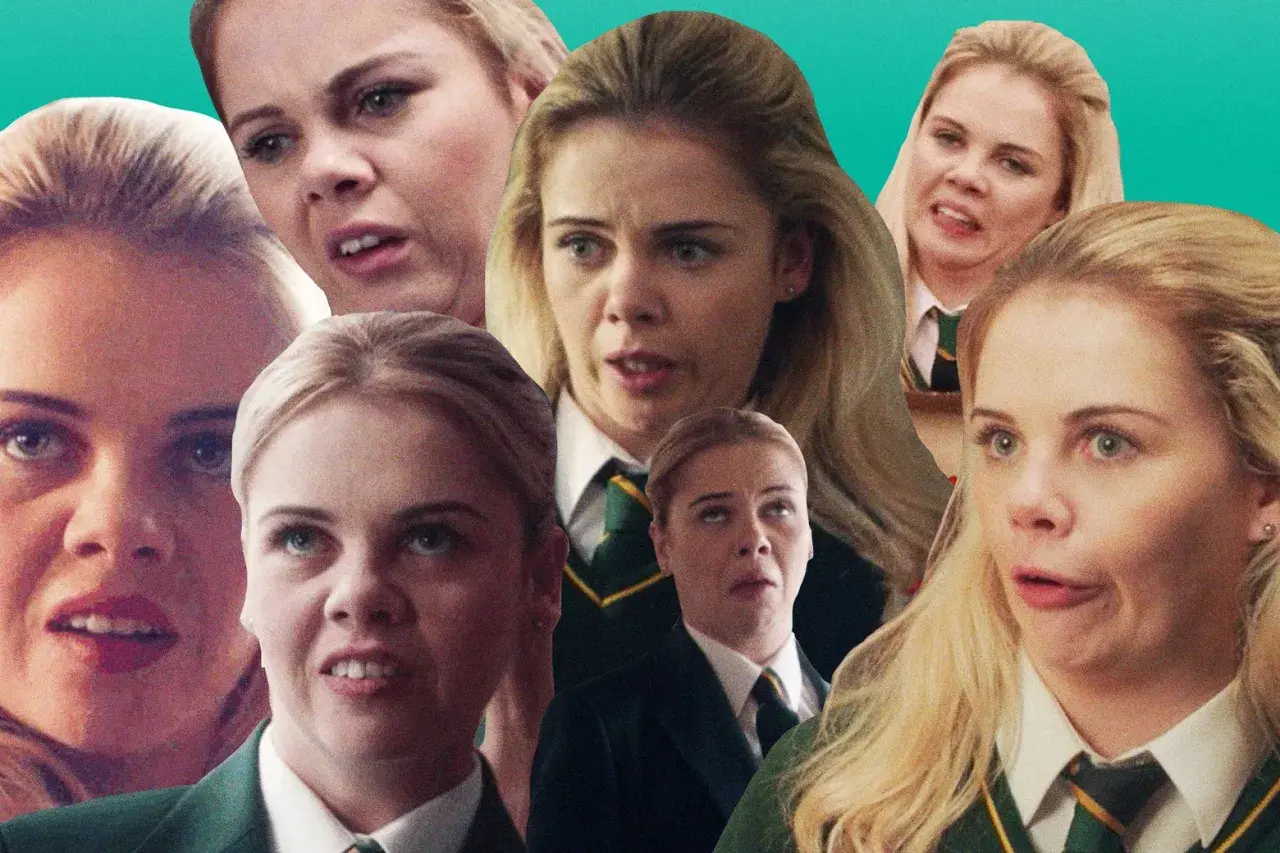 Collage av Saoirse-Monica Jackson i skoluniform, med olika ansiktsuttryck.